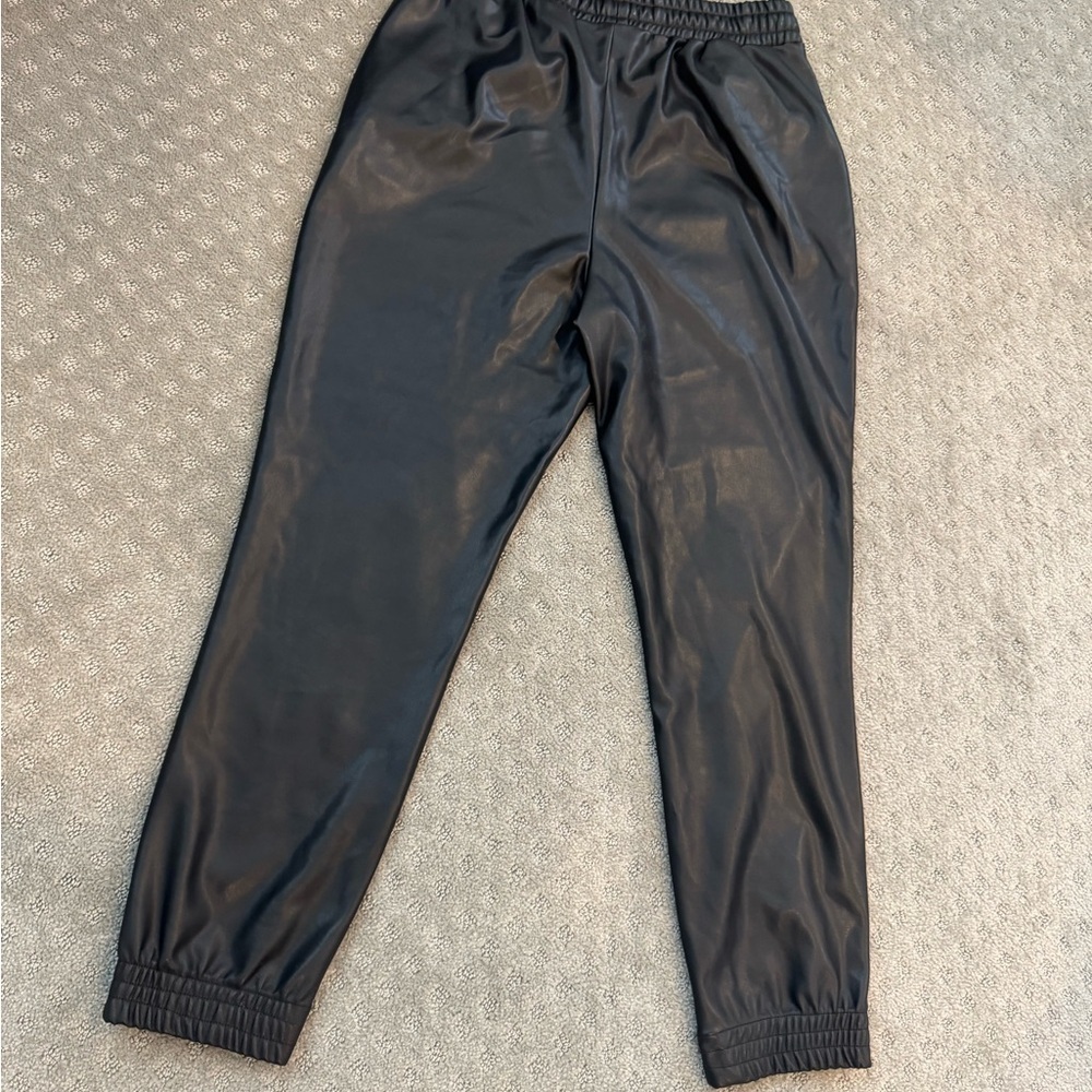 Womens Bagdley Mischka Faux Leather Joggers size medium